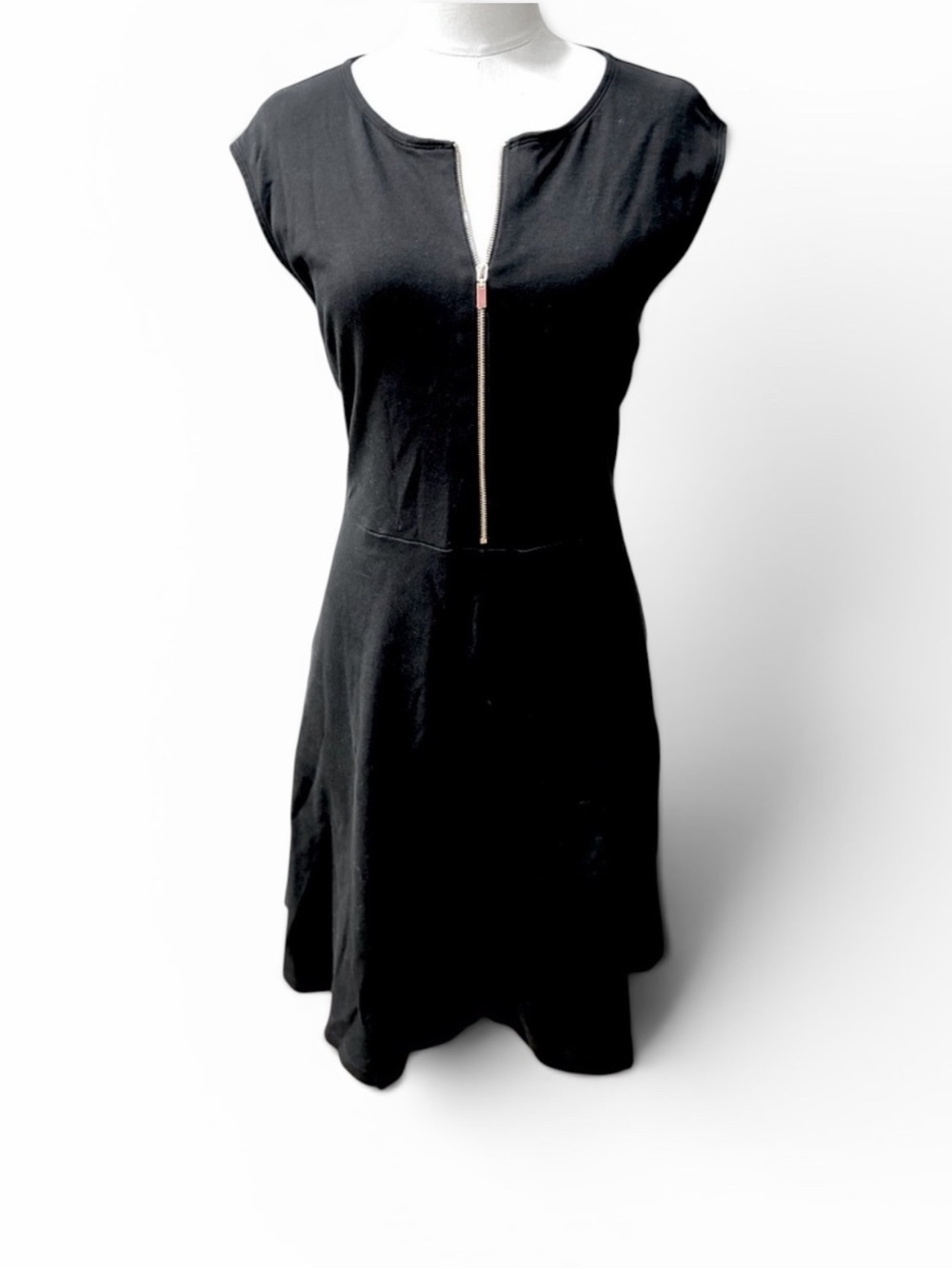 NWOT NY&C Black With Gold Front Zip Fit and Flare A-Line Knit Dress - Picture 1 of 7